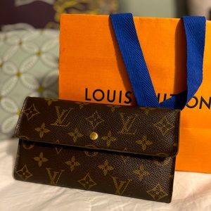 Louis Vuitton Monogram Trifold Wallet